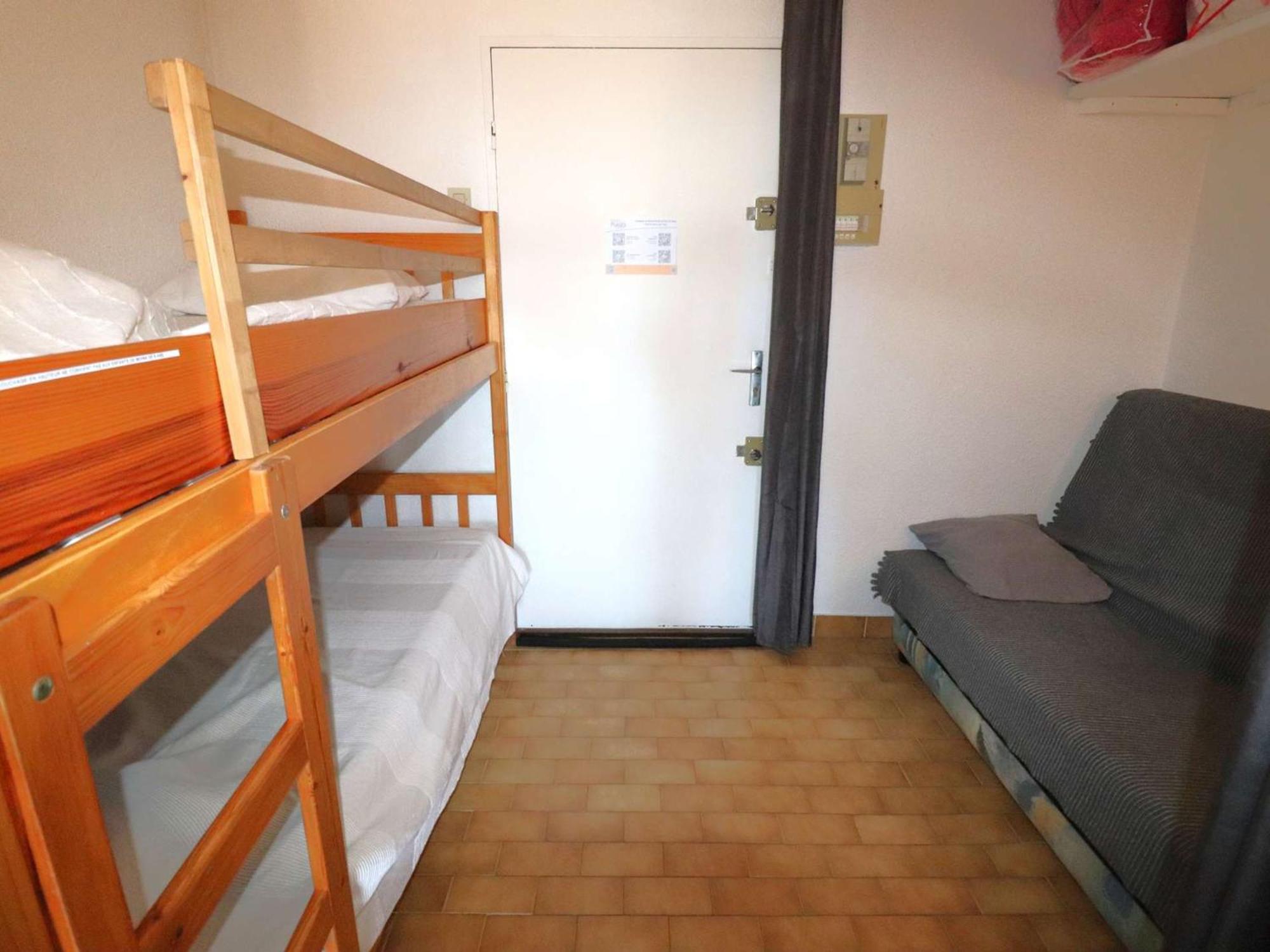 Studio Climatise Double Cabine Avec Piscine Et Parking A 650M De La Plage - Fr-1-307-140 Le Grau-du-Roi Exteriör bild