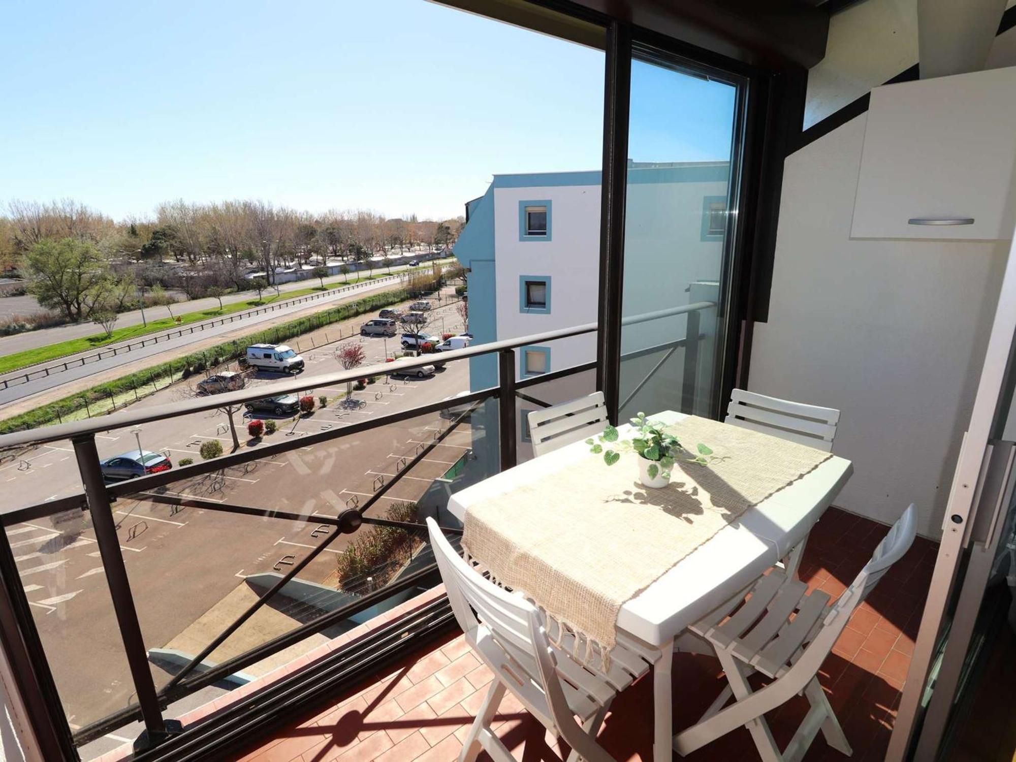 Studio Climatise Double Cabine Avec Piscine Et Parking A 650M De La Plage - Fr-1-307-140 Le Grau-du-Roi Exteriör bild